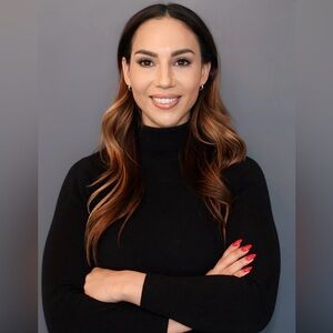 Meet your Posher, Stef